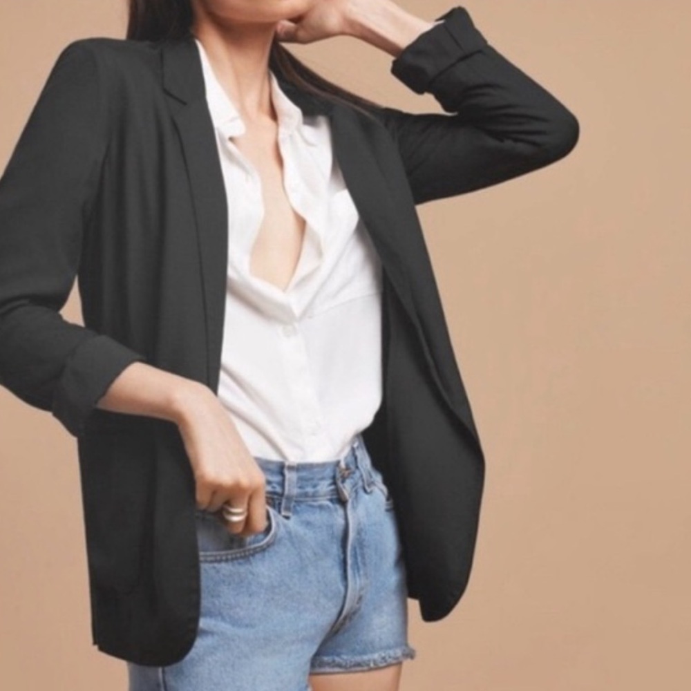 Aritzia Talula Kent Blazer jacket open front lightweight jacket size 4
